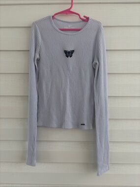 Hollister Butterfly Ribbed Baby Tee XXS | Y2K Long Sleeve Embroidered Top